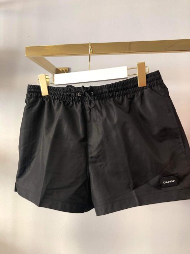 Zdjęcie oferty: Szorty spodenki Calvin Klein 