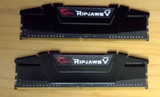 Zdjęcie oferty: Pamięć RAM G.Skill Ripjaws V DDR4 3200 4x4GB-16GB