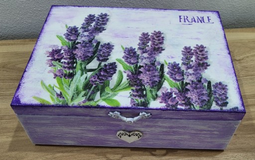 Zdjęcie oferty: Szkatułka pudełko kufer rękodzieło  lavenda