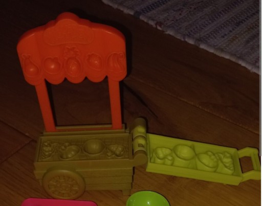 Zdjęcie oferty: Play Doh Play-doh wózek stragan warzywami owocami 
