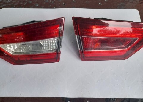 Zdjęcie oferty: Lampa prawa i lewa tył w klapę Renault Clio IV