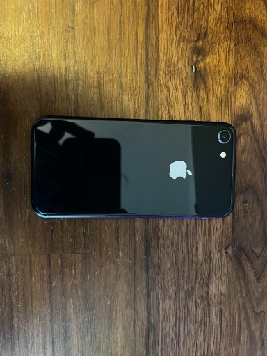 Zdjęcie oferty: APPLE iPhone 8 - space gray