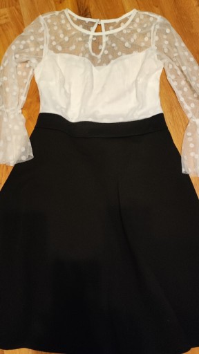 Zdjęcie oferty: Sukienka koronkowa czarno biała rozm s