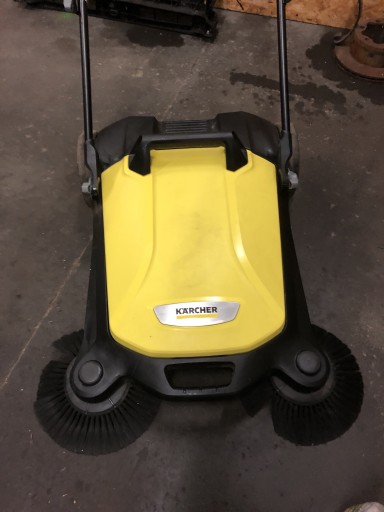 Zdjęcie oferty: Zamiatarka Katcher s4 twin