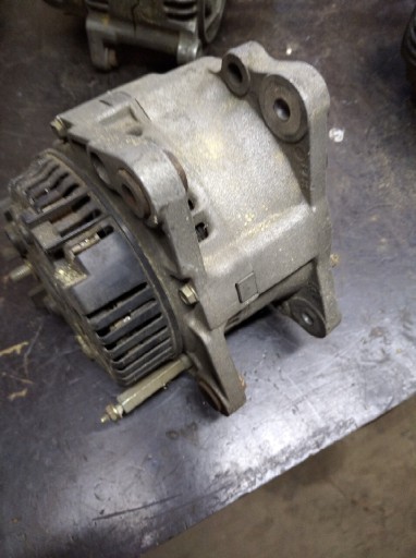 Zdjęcie oferty: Alternator Golf, Passat