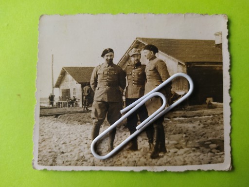 Zdjęcie oferty: Zdjęcie Żołnierze-Internowanie Rumunia 1940 14
