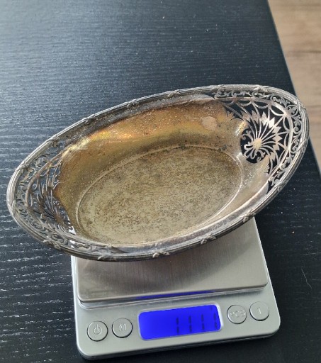 Zdjęcie oferty: Srebrna  patera - miseczka próba 925 waga 110 gram