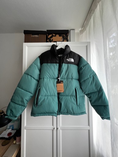 Zdjęcie oferty: Kurtka The North Face 1996 Retro Nuptuse 700, r. M