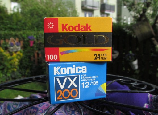 Zdjęcie oferty: KONICA VX 200/12 + KODAK GOLD 100/24 