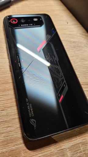 Zdjęcie oferty: Asus ROG Phone 6 256 GB czarny problem