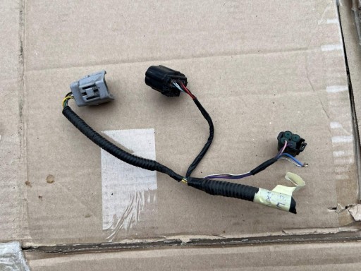 Zdjęcie oferty: LEXUS NX 14- WIĄZKA KOSTKA WTYCZKA LAMP PRZÓD PRZEDNICH LED LEWA