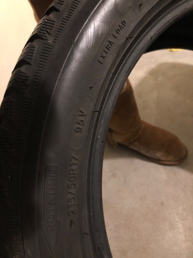 Zdjęcie oferty: 2 sztuki opony Alpin 5 215/50/R17 95V Michelin 