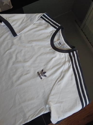Zdjęcie oferty: T-shirt Adidas XL męska koszulka NOWA