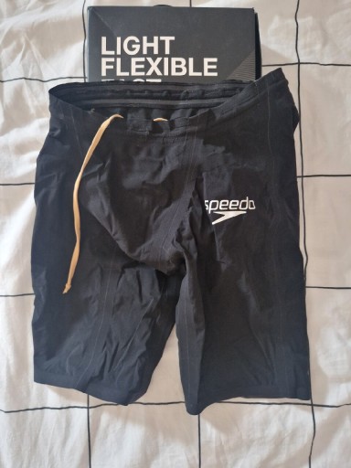 Zdjęcie oferty: Speedo lzr pure valor roz.22