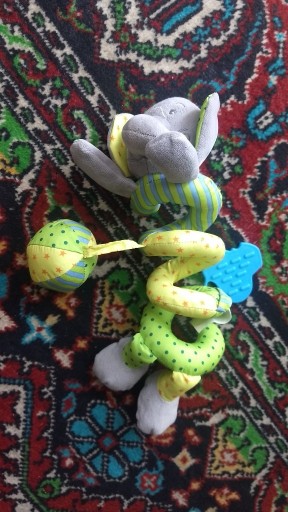Zdjęcie oferty: Zabawka słoń zawijany.