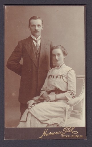 Zdjęcie oferty: Eleganckie małżeństwo