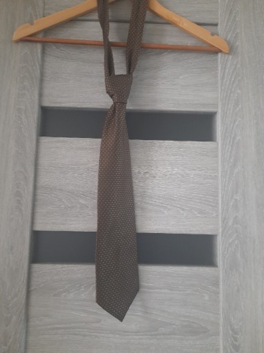 Zdjęcie oferty: brązowy krawat męski w kropki