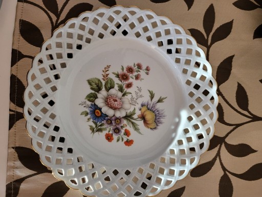 Zdjęcie oferty: Patera, talerz z białej porcelany Romania,