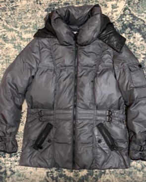 Zdjęcie oferty: Ciepła zimowa kurtka z paskiem 