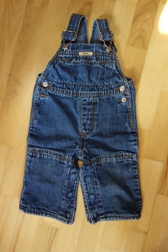 Zdjęcie oferty: Ogrodniczki chłopięce jeansowe rozm.80cm