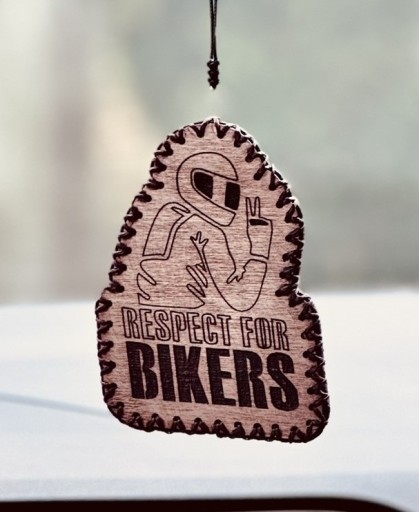 Zdjęcie oferty: Drewniany zapach do auta Respect for Bikers