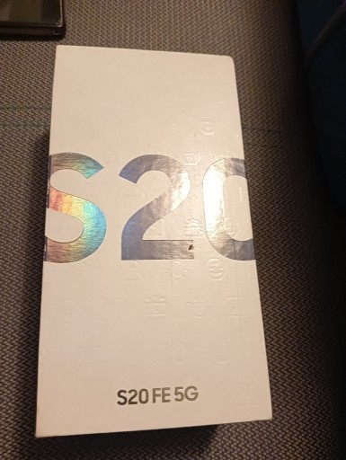 Zdjęcie oferty: Smartfon Samsung Galaxy S20 FE 6/128GB 5GB