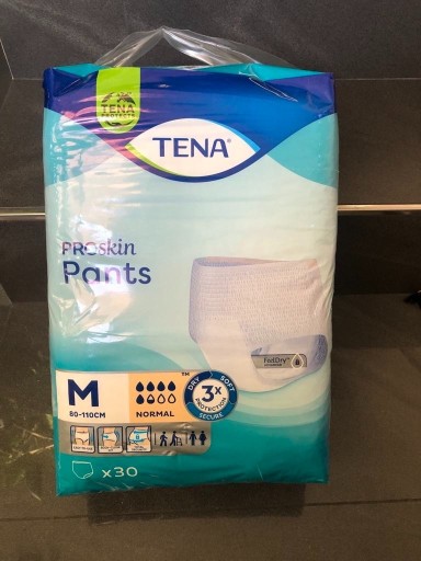 Zdjęcie oferty: Majtki chłonne Tena Pants Pro Skin Normal r. M 30 szt.