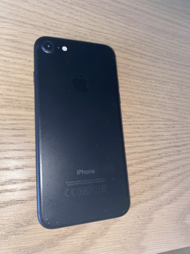 Zdjęcie oferty: iPhone 7 32 GB czarny + etui