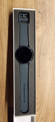 Zdjęcie oferty: Zegarek SAMSUNG GALAXY WATCH 4