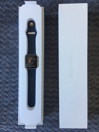 Zdjęcie oferty: Apple Watch 2 38 mm Gold Aluminium