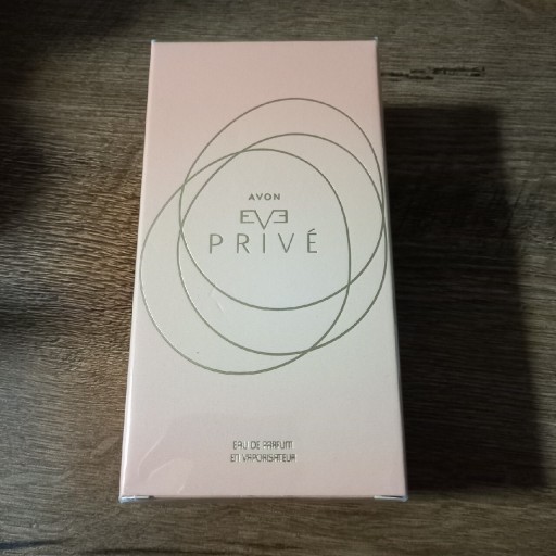 Zdjęcie oferty: Avon Eve Prive woda perfumowana 50 ml
