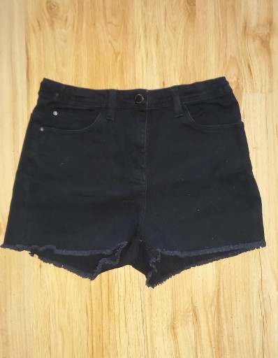 Zdjęcie oferty: Krótkie czarne jeansowe spodenki roz 170 Pepperts