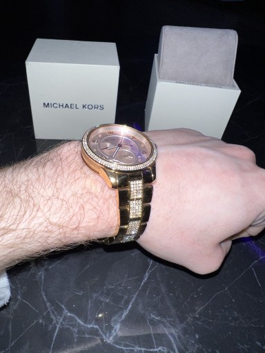 Zdjęcie oferty: Zegarek Michael Kors z kamieniami 