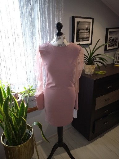 Zdjęcie oferty: Sukienka pudrowa wiosenna elegancka S/M zamek 