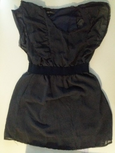 Zdjęcie oferty: Czarna sukienka w kropki AMISU