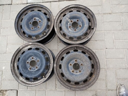 Zdjęcie oferty: Volvo S40 V50 felgi stalowe 15" 5x108 felga 