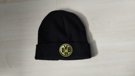 Zdjęcie oferty: Oficjalna czapka Borussii Dortmund typu beanie