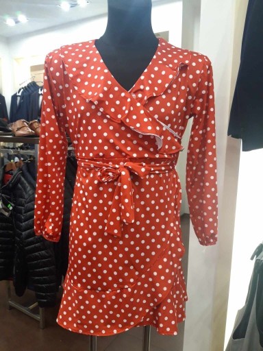 Zdjęcie oferty: Damska sukienka grochy czerwona rozmiarz 40/L