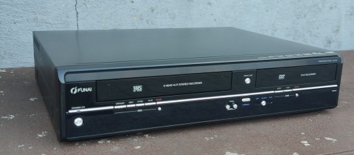 Zdjęcie oferty: FUNAI TD6D-D4413DB nagrywarka VHS DVD USB HDMI 