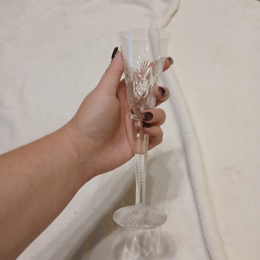 Zdjęcie oferty: Kryształowy kieliszek z PRL – piękne zdobienia, kolekcjonerski, retro