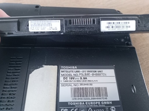 Zdjęcie oferty: Toshiba ładowarka do laptopa plus bateria oryginal