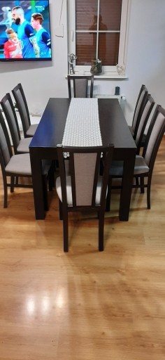 Zdjęcie oferty: stół z krzesłami
