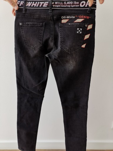 Zdjęcie oferty: spodnie jeansowe off-white