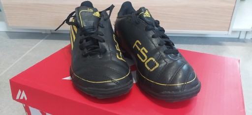 Zdjęcie oferty: Buty sportowe Adidas r. 32