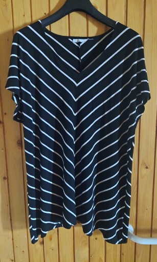 Zdjęcie oferty: TUNIKA DLUZSZA BLUZKA PLUS SIZE 52 54 137cm  nowa