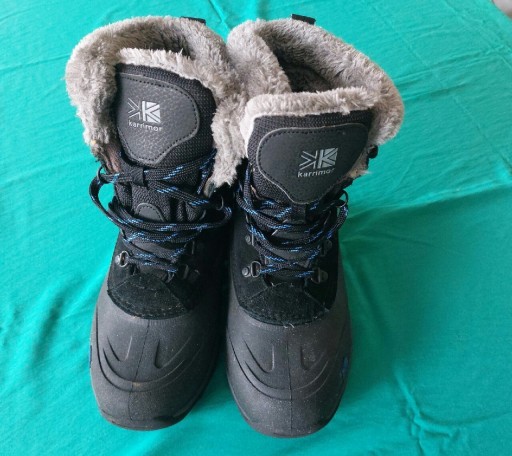 Zdjęcie oferty: Zimowe buty dziecięce w rozmiarze 38. Wodoodporne.