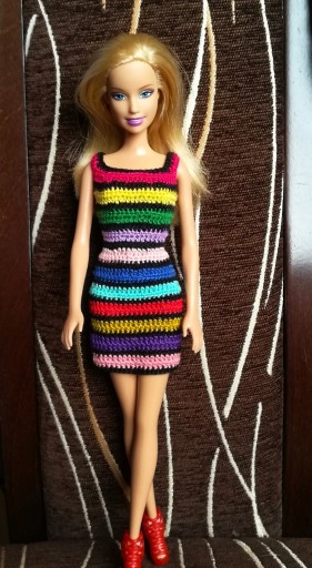Zdjęcie oferty: Szydełkowa sukienka, ubranko dla lalki Barbie