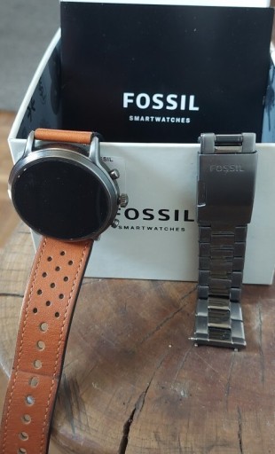 Zdjęcie oferty:  Zegarek Smartwatch fossil carlyle  dw10f1 