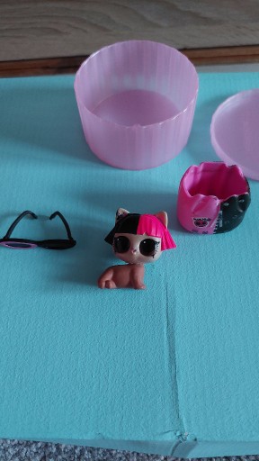Zdjęcie oferty: Lol suprise Dolls Pets Beagle Puppy with pink hair