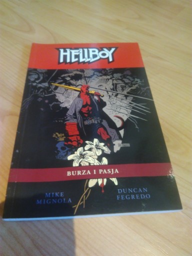 Zdjęcie oferty: Hellboy Tom 12 Burza i pasja Mike Mignola